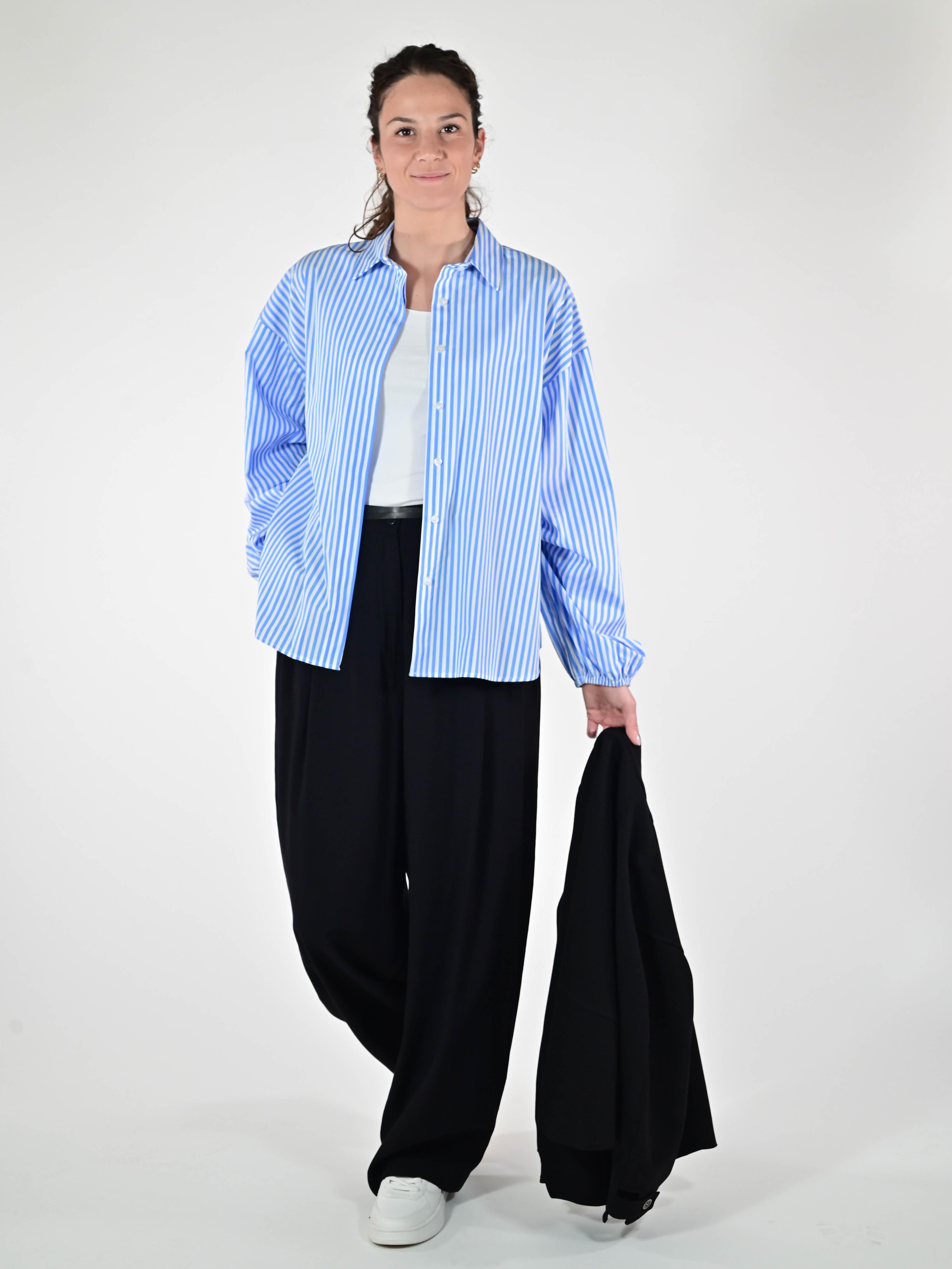 Camicia pieghe manica in cotone azzurro C663425 RIGA AZZURRO LALTRA|STORIA